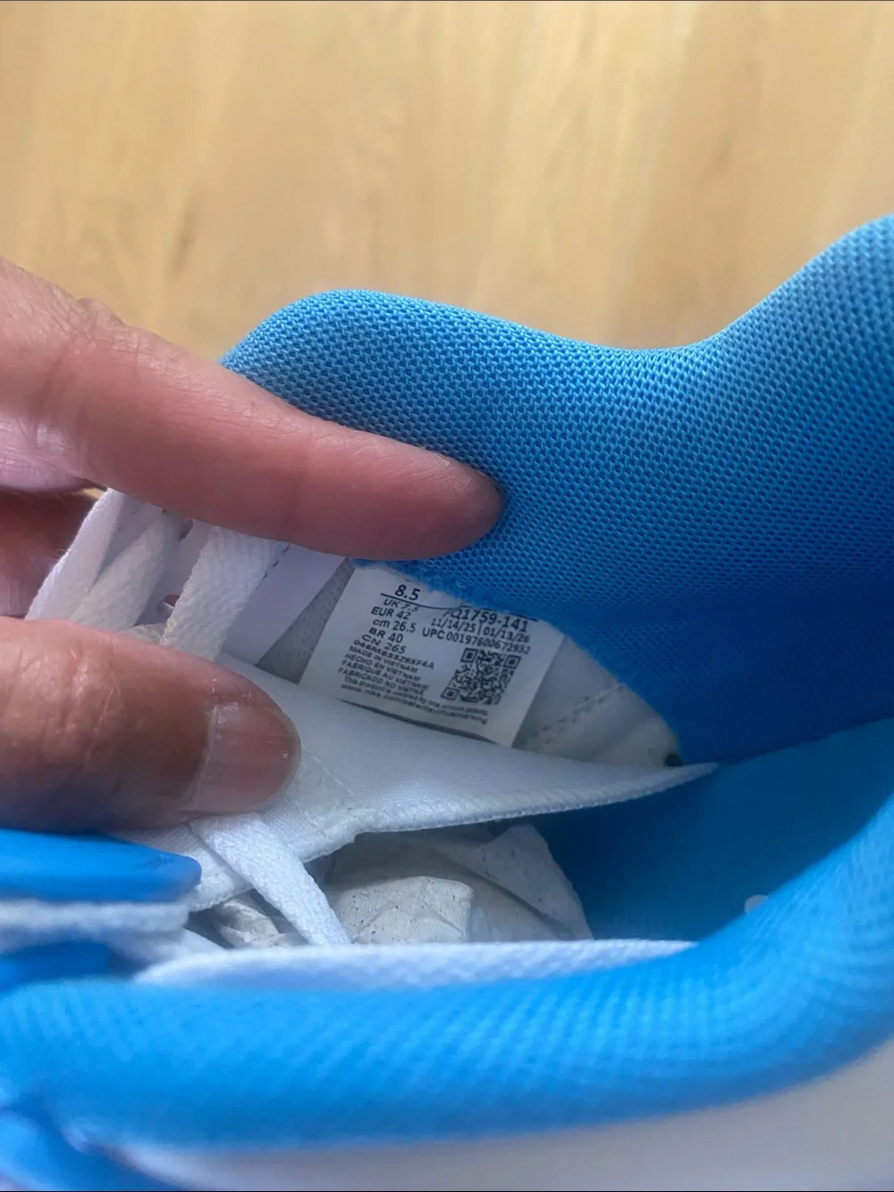 Jordan Spizike Low in White and University Blue